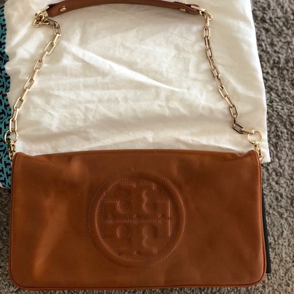 Tory Burch Handbags - Tory Burch Tan Leather Purse